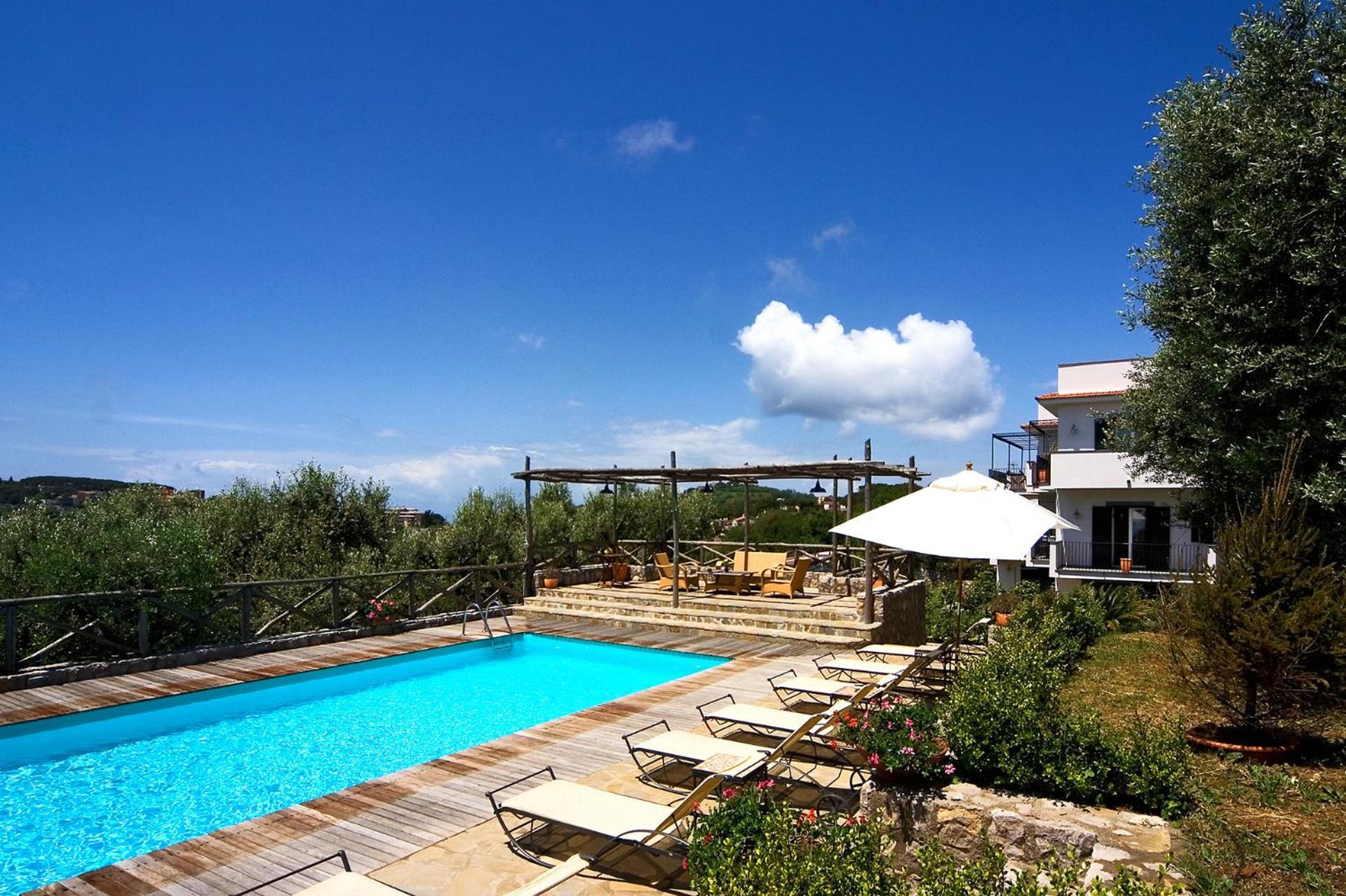 Le Capannelle Aparthotel Sant'Agata sui due Golfi Bagian luar foto