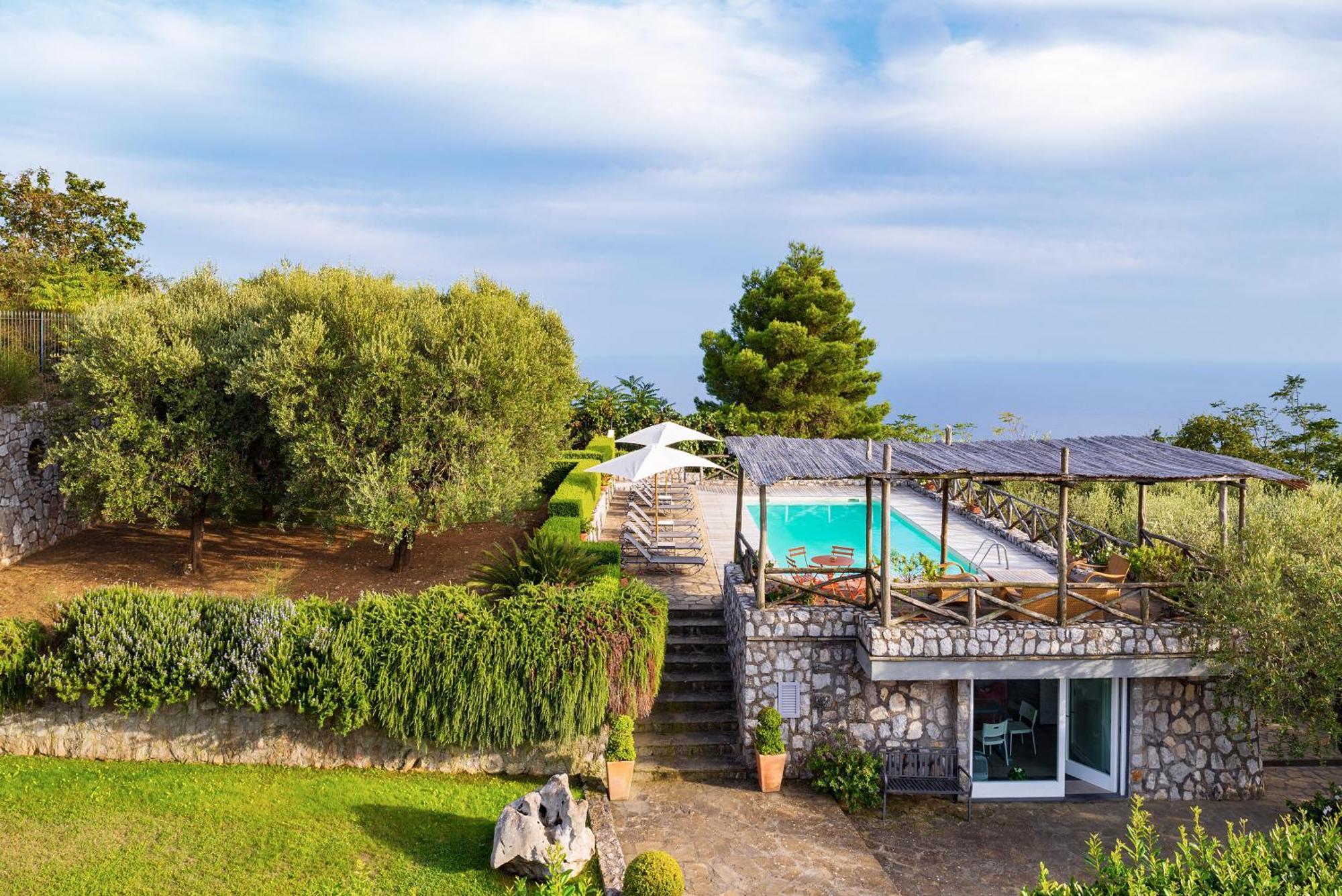 Le Capannelle Aparthotel Sant'Agata sui due Golfi Bagian luar foto